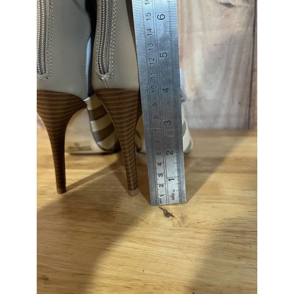 NWOB Bumper Stiletto Heels 4” Size 8 Beige - Picture 6 of 8